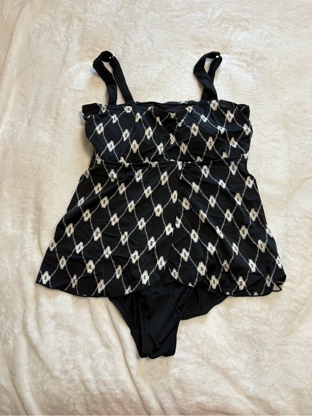 MAXINE OF HOLLYWOOD ONE-PIECE SWIMSUIT